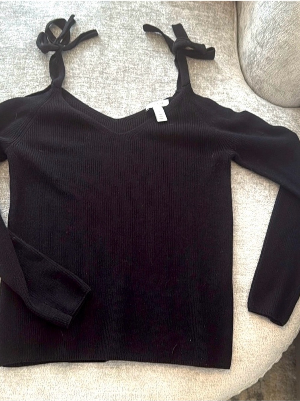 White House Black Market Black Cold Shoulder Tie Strap Sweater Large